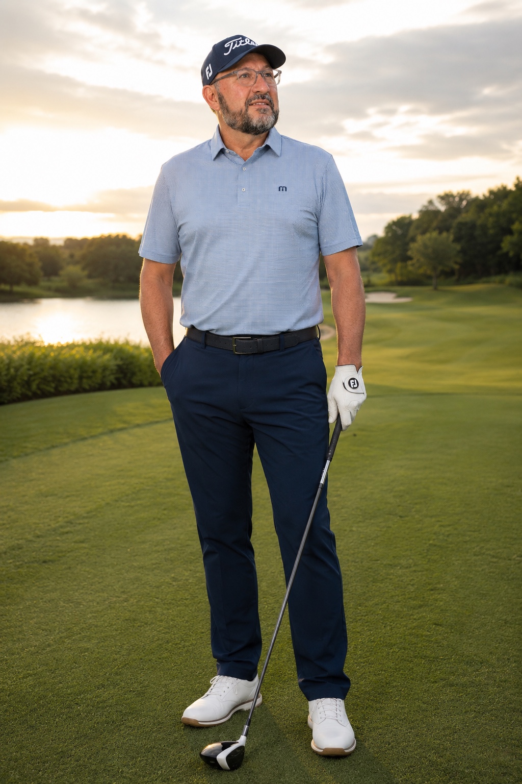 Ramón Gené en un campo de golf